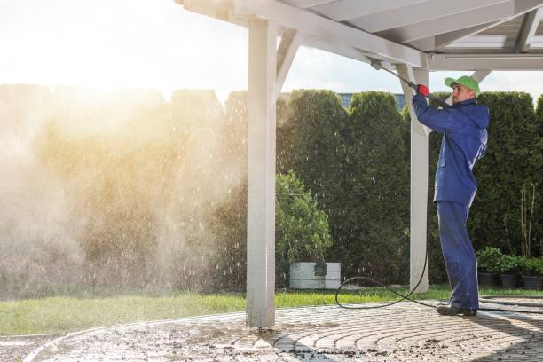 Best Pool Deck Cleaning  in Beverly Hills, TX